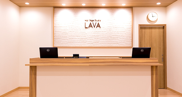 LAVA�A�s�^�����a�c�X�̃t�����g